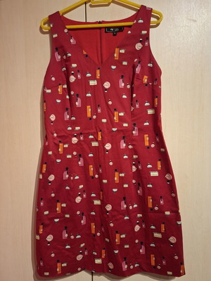 Vintage dress with straps midi length red like new