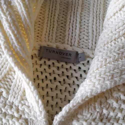 Women's knitted cardigan like new, size L, white beige
