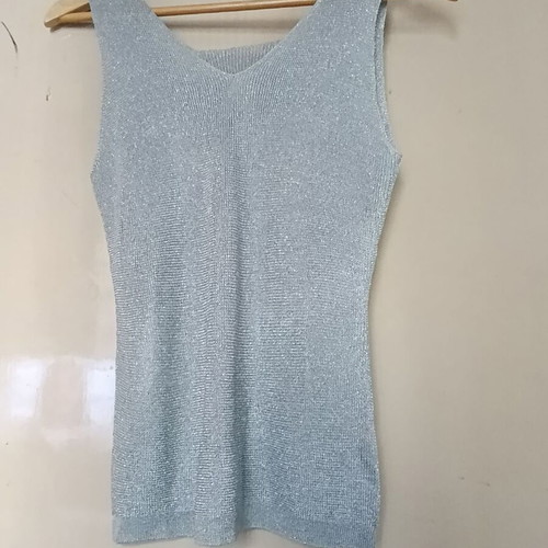 Silver shiny top size S like new with lurex knit fabric