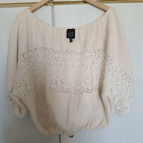 Access blouse like new, beige linen with lace, sizes L-XL