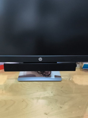Hp EliteDisplay E232 IPS Monitor like new with soundbar