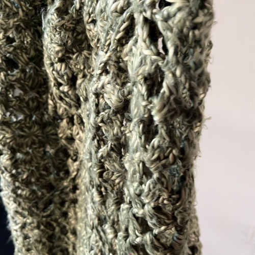 Green scarf used