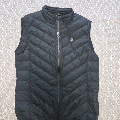 Men's vest Emporio Armani EA7 used, size M, with natural down