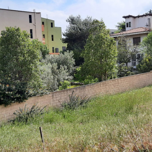 Land 500 m² buildable in Daou Penteli