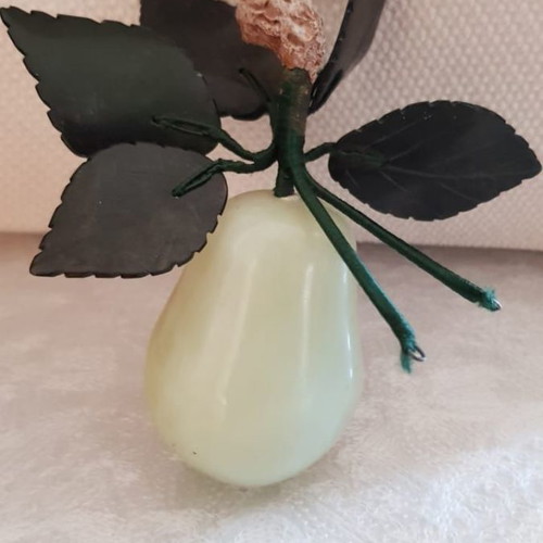 Decorative pear made of nephrite used