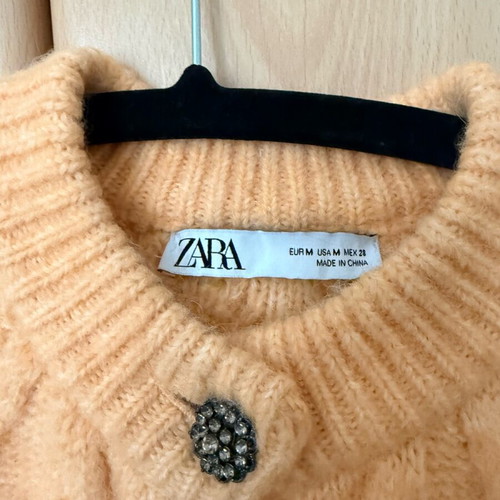 Zara cardigan with unique buttons orange like new