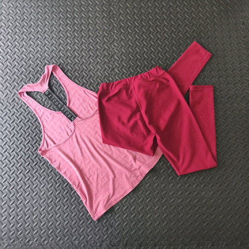Women's sports training set Tokyo and Energetics size S like new