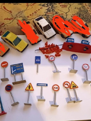Joy toy ελληνικά αυτοκινητάκια και σήματα μεταχειρισμένα