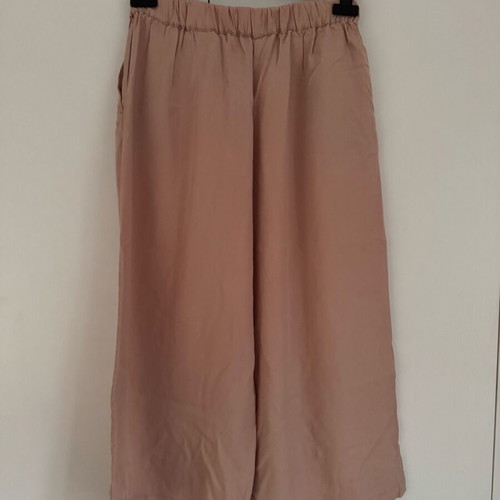 Pull & Bear pants pink like new, size M