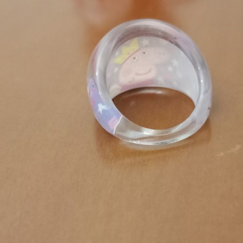 Peppa Pig figure with 3 children's rings like new