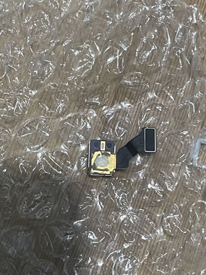 iPhone 16 Pro Genuine Apple Proximity Sensor Like New
