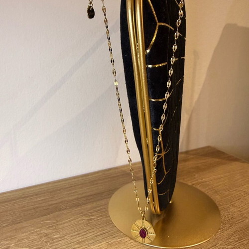 Stainless steel gold necklace with pendant and stone new