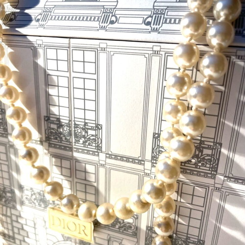 Pearl necklace long like new