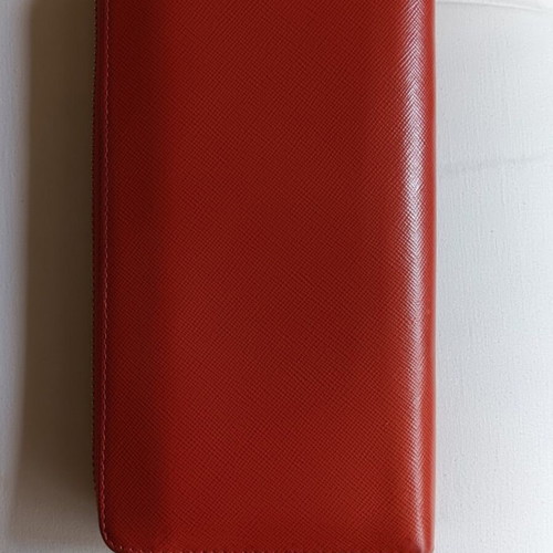 UTERQUE leather wallet red like new