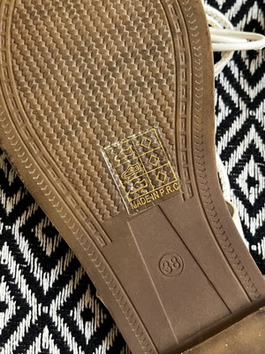 Envie Shoes sandals size 38, like new, white with gold details