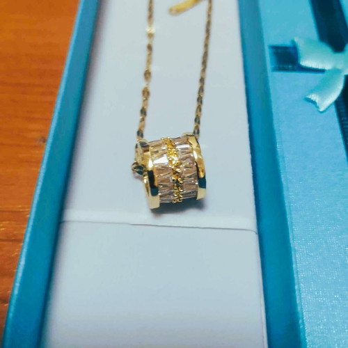 Necklace with stainless steel chain and pendant cylinder with sparkling strass new