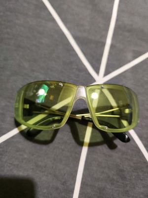 Venus sunglasses like new, green and silver