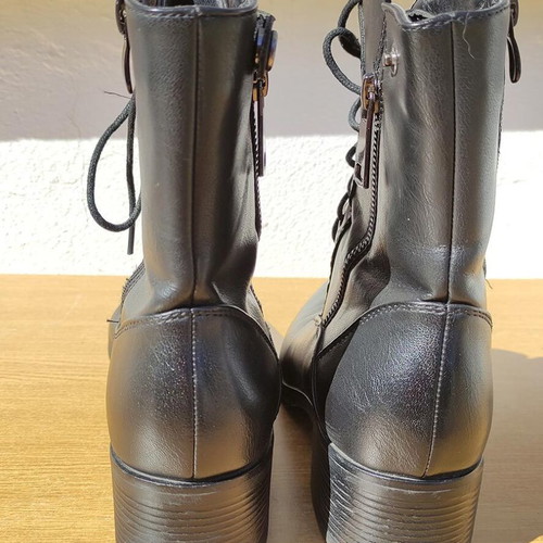 Hunter black ankle boots used, size 39, low heel