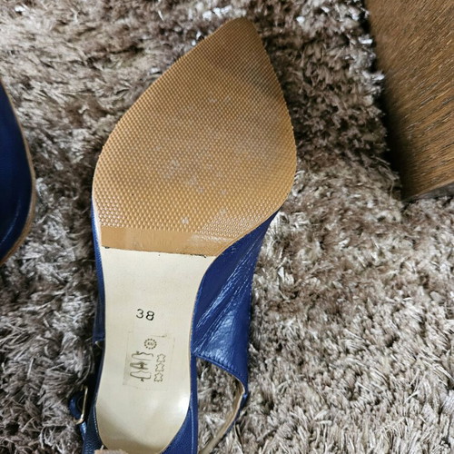 Tsakiris Mallas blue pumps size 38 like new