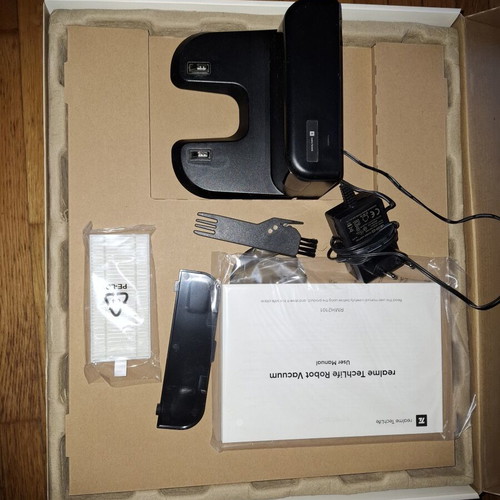 Realme TechLife Robot Vacuum like new with LiDAR mapping and 3000Pa suction