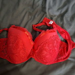 Bra 75-80C like new with light padding