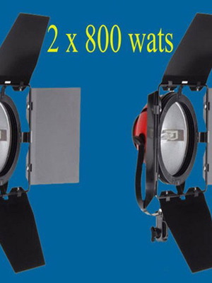 Projectors used for space and video lighting, set of 2 with tripods