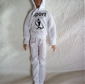 Λευκή αθλητική φόρμα για τον Ken της Barbie