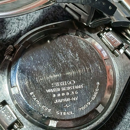 Seiko 7009-8289-P vintage wristwatch used, 17 jewels, stainless steel