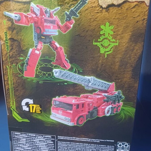 War for Cybertron Kingdom Voyager class Autobot Inferno figure like new