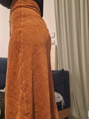 Nosmall pack of 4 skirts like new