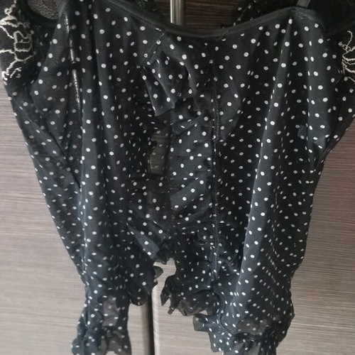 Lingerie top like new, beautiful polka dot