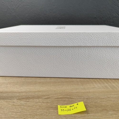 Dior empty shoe box used, 33 x 22 x 11 cm