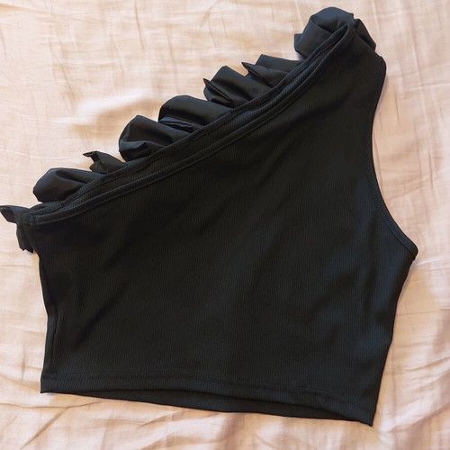 Shein top medium with one shoulder black like new