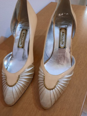 Bridal women's pumps used, beige leather, size 39, 8 cm heel, Ballin