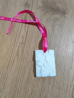 Aromatic closet tablet new, handmade with natural wax