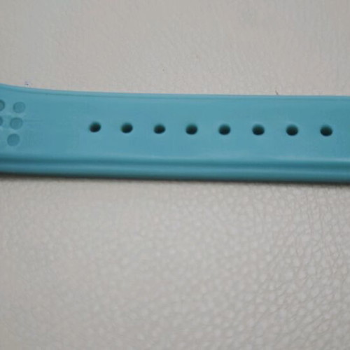 OYYO watch like new, veraman color