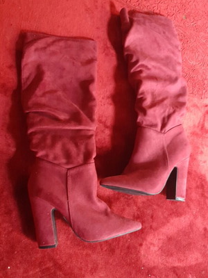 Burgundy boots with laces and zipper size 36 used