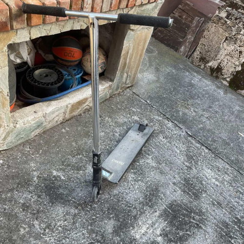 Professional stunt scooter used, custom
