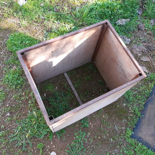 Box for moped used, handmade, heavy-duty iron construction