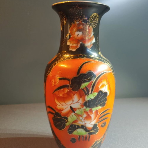 Vase like new, height 22 cm, diameter 8 cm