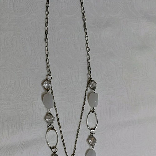 Long Fo Bijou Necklace used with white and transparent beads