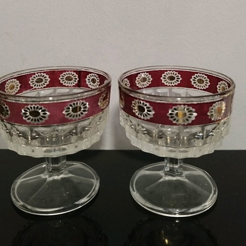 Stampi Francolini crystal bowls used with red and gold details
