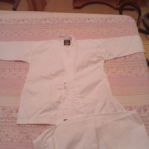 Karate suit Olympus new, size up to 140 cm, white