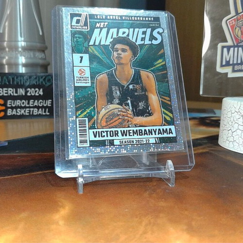 Victor Wembanyama Ultimate ASVEL EuroLeague Rookie Collection Lot 10 Cards like new