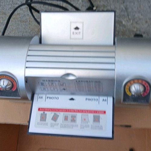 A6 Laminator Machine like new