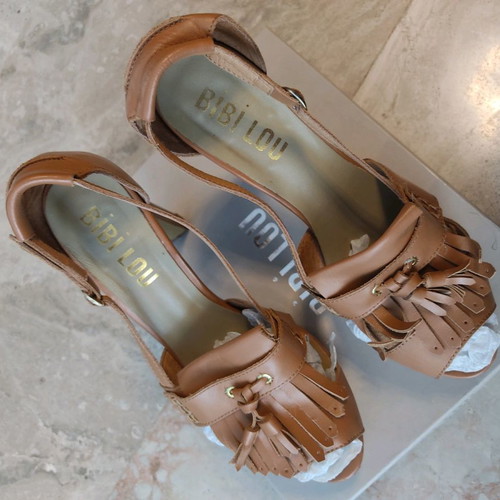 Bibi Lou leather sandals used No.40 brown