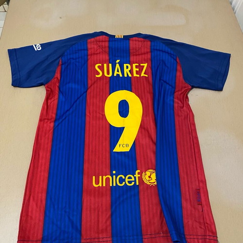 Barcelona Suarez football jersey for kids 12 years old