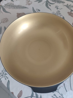 Allegra Tupperware Bowl 3.5L with Airtight Lid like new