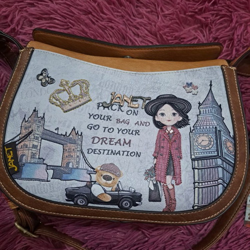 Janet shoulder bag unused