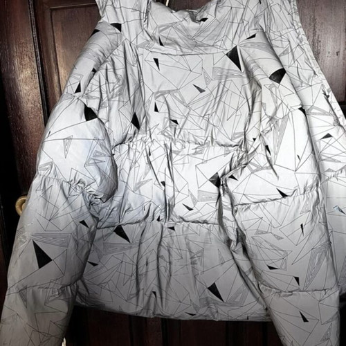 Maui & Sons Jacket like new, windproof and waterproof, gray-silver